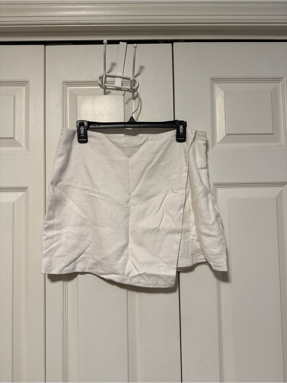 Abercrombie & Fitch White Women's Skort